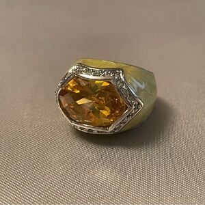 Elegant Yellow fashion Ring